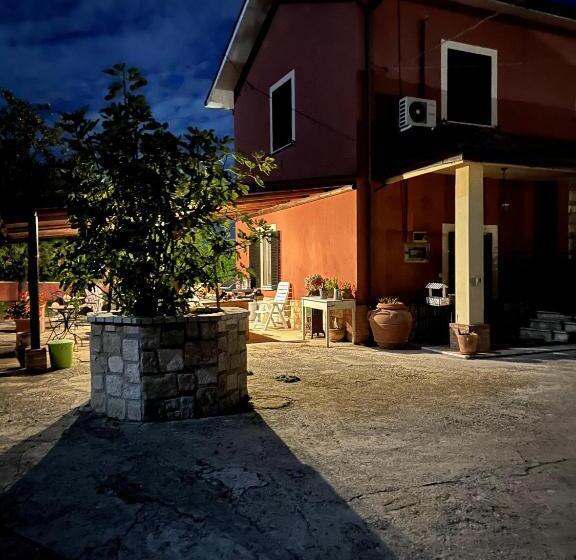 اتاق کلاسیک چهارنفره, B&b Colle Cucchiara