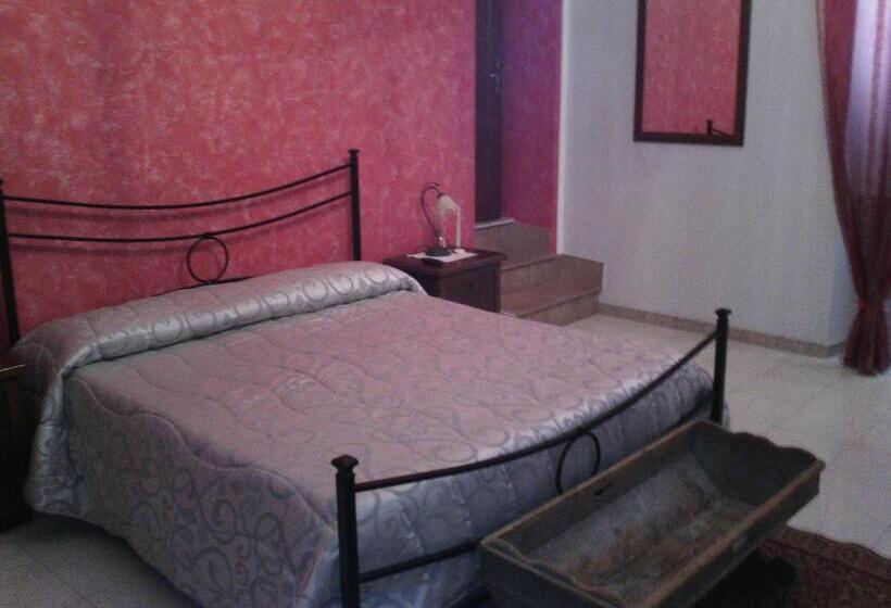 트리플 클래식 룸, B&b Colle Cucchiara