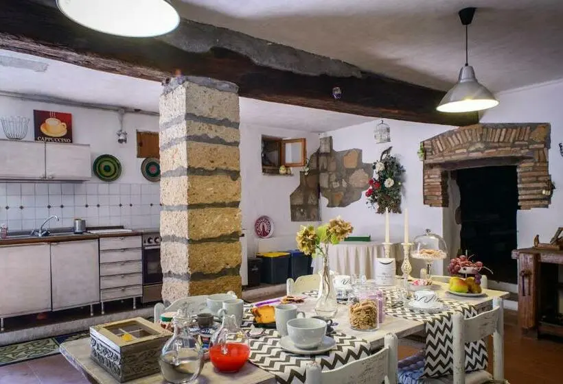Standard-huone, B&b La Polinnia