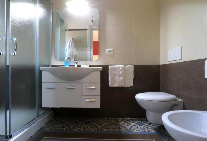 디럭스 룸, Allu Ruvezzu