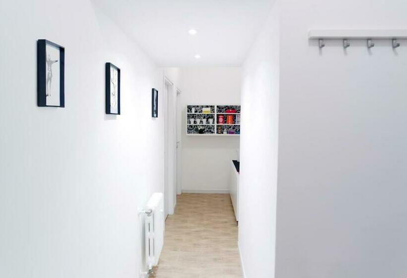 اتاق استاندارد, Cm B&b Piramide