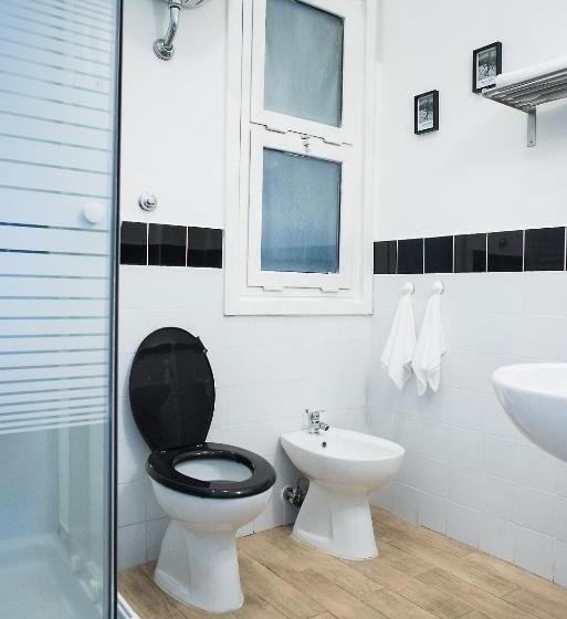 اتاق استاندارد, Cm B&b Piramide