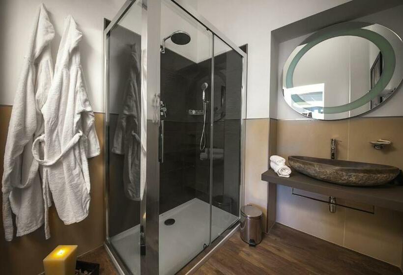 اتاق لوکس, Ferrari Suite