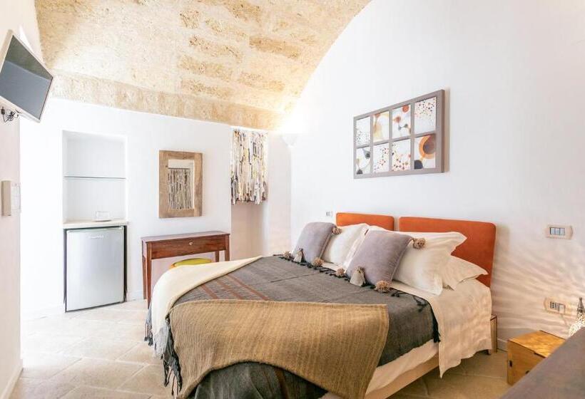 غرفة إقتصادية, La Casa Del Fico