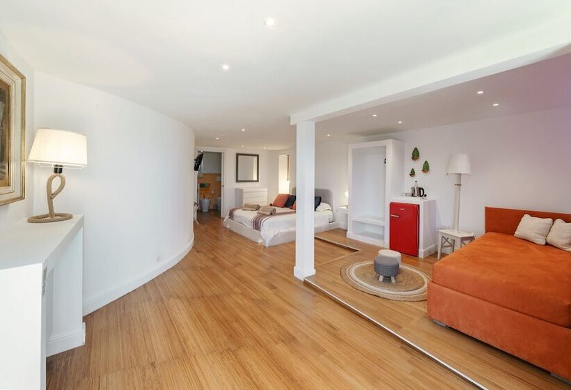 غرفة ديلوكس مطلّة علي البحر, La Casa Del Fico