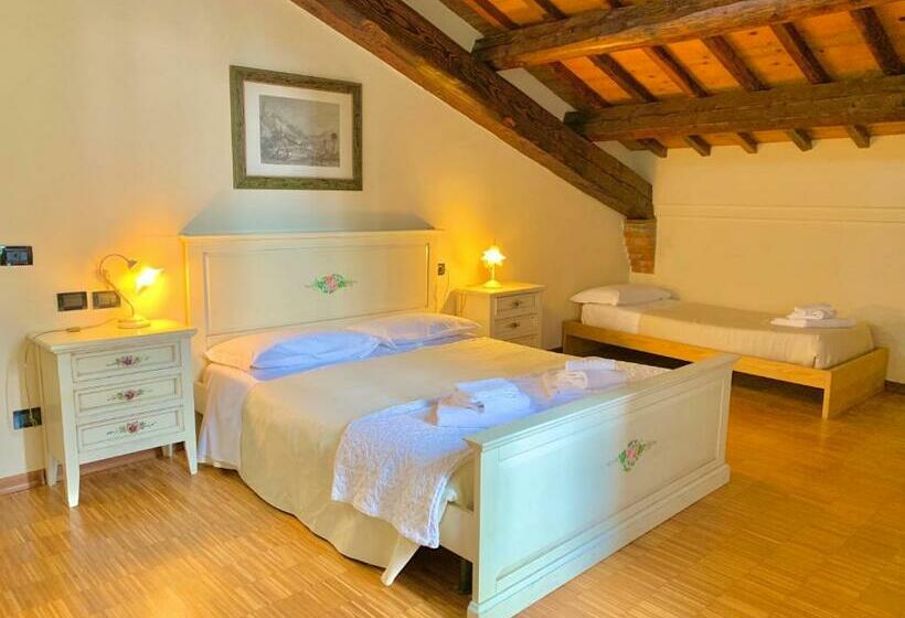 اتاق استاندارد سه نفره, Le Stanze Sul Po