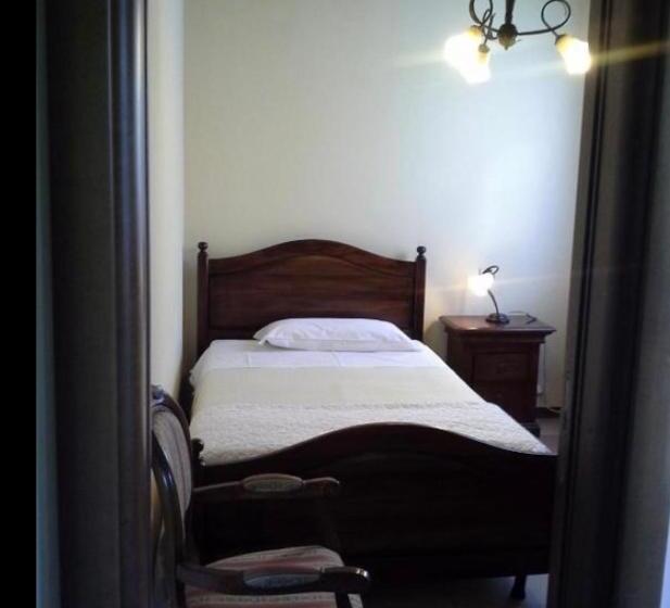 اتاق استاندارد یک تخته با سرویس بهداشتی مشترک, Le Stanze Sul Po