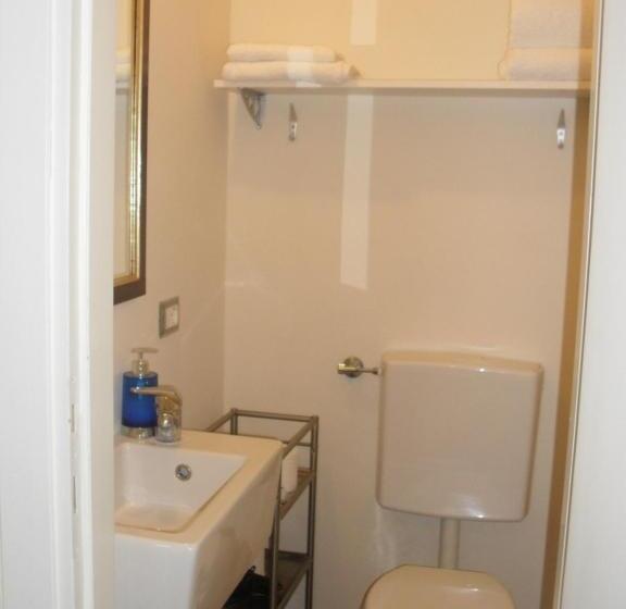 듀플렉스 스위트, Lo Studio