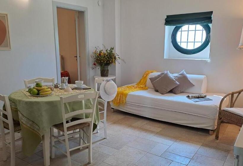 شقة غرفتين, Tenuta Alla Castellana