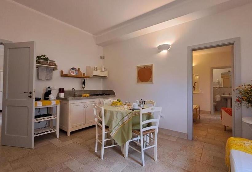 شقة غرفتين, Tenuta Alla Castellana