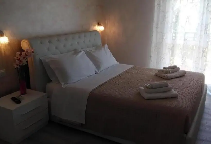 バルコニー付きデラックスルーム, Viola Di Mare Rooms And Parking