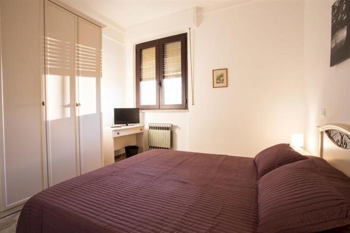 اتاق استاندارد سه تخته با چشم‌انداز باغ, Home Sweet Home B&b