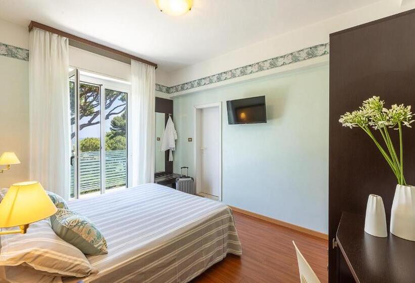 スタンダードルーム, Adriatica Con Piscina