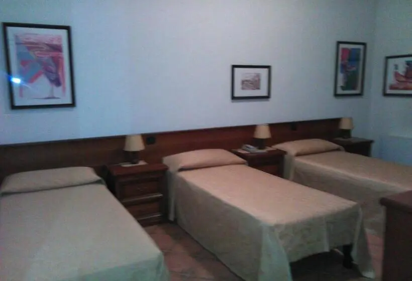 スタンダードトリプルルーム, Albergo Al Portico