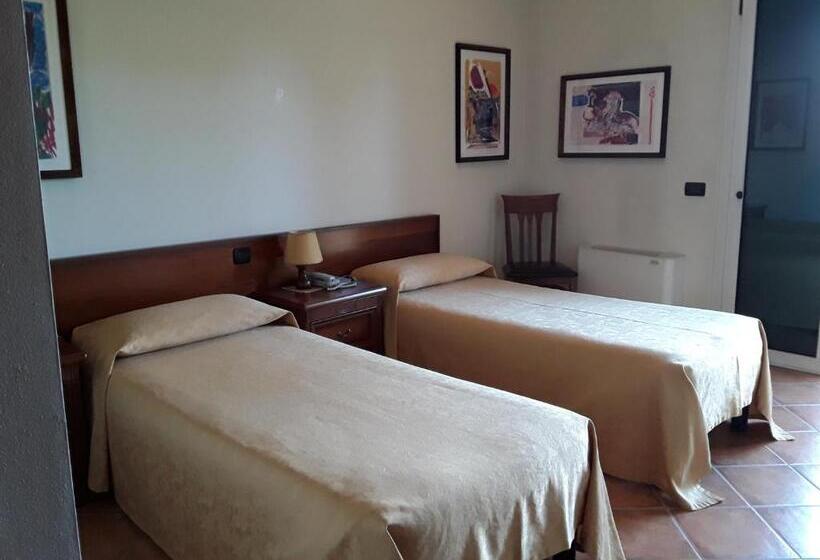 テラス付スタンダードルーム, Albergo Al Portico