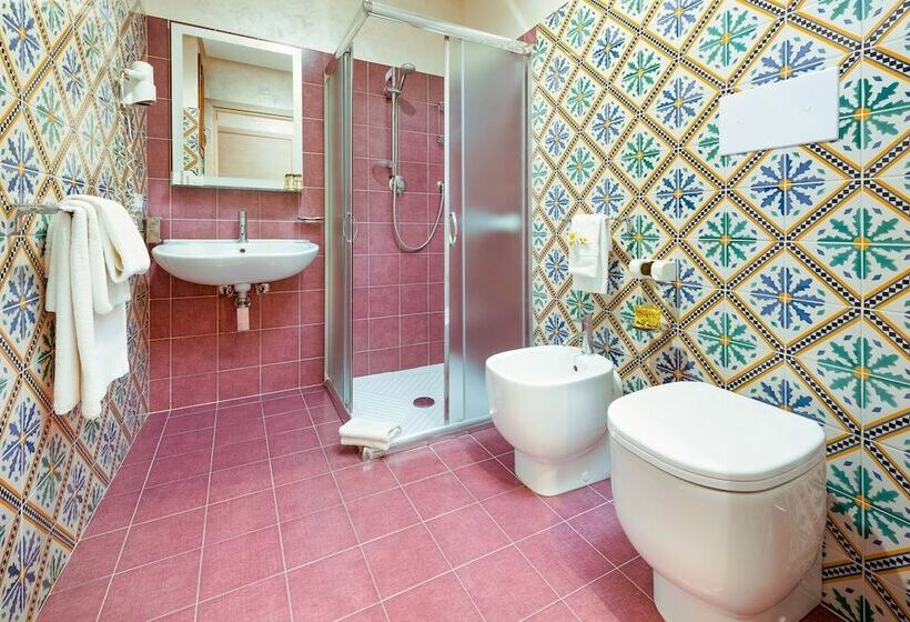 家庭间, Biancolilla