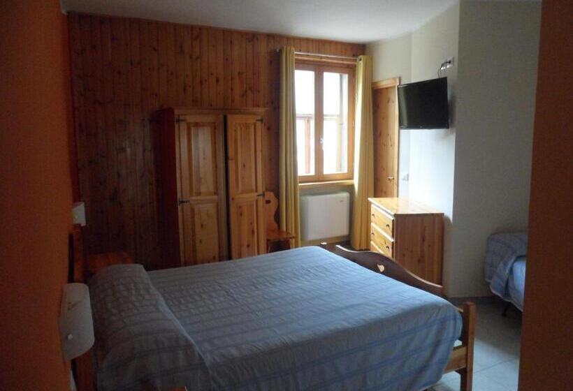 חדר קלאסי לשלושה, Grotta Dei Colombi