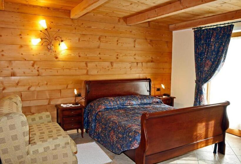 غرفة قياسية, Les Combes