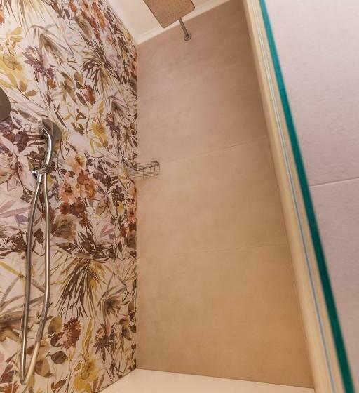 חדר סטנדרט יחיד, Livia