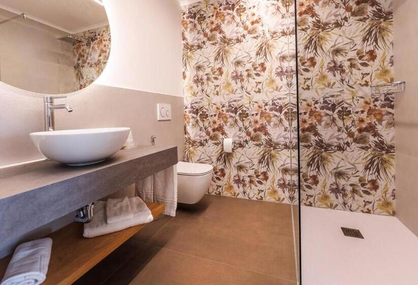 חדר סטנדרט עם מיטת קינג, Livia