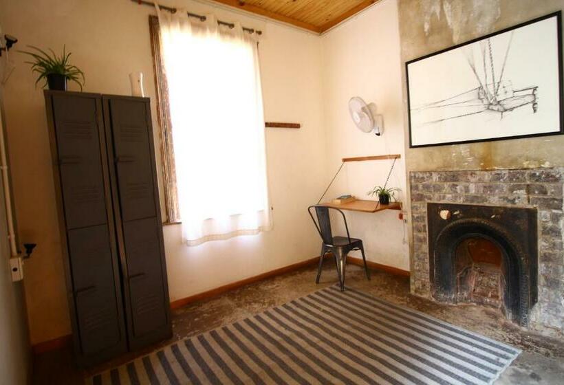 스탠다드 룸 공동 욕실, Curiocity Backpackers Johannesburg