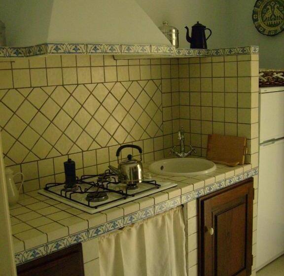 Apartament 1 Sypialnia, B&b Antico Aranceto