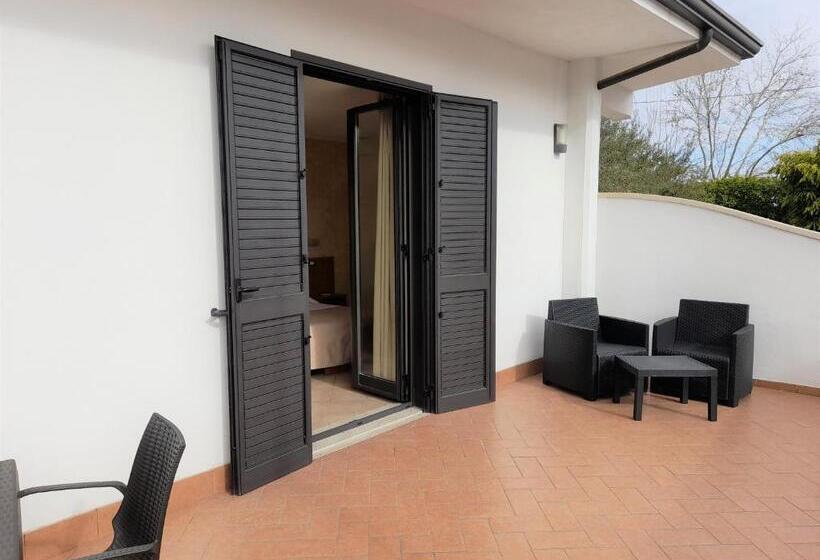 اتاق استاندارد, B&b Il Giardino Di Zefiro