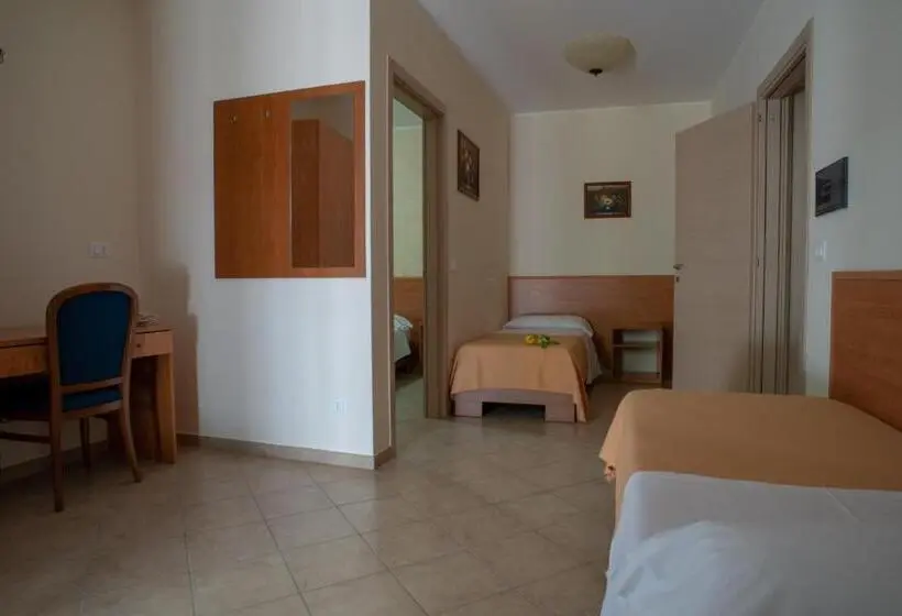 Yhden jaetun makuuhuoneen huoneisto, B&b Il Giardino Di Zefiro