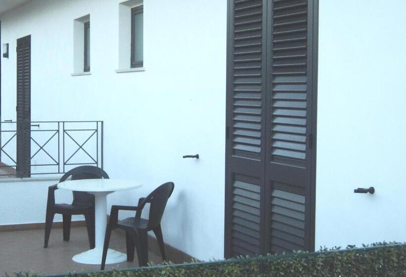 דירת חדר עם טרסה, B&b Il Giardino Di Zefiro