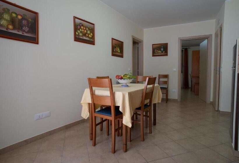 Апартаменты 1 Спальня с Террасой, B&b Il Giardino Di Zefiro