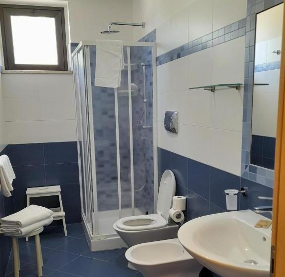 חדר סטנדרט לשלושה, B&b Il Giardino Di Zefiro