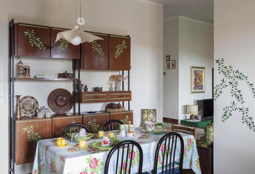 דירת 2 חדרים עם טרסה, B&b La Rampichina