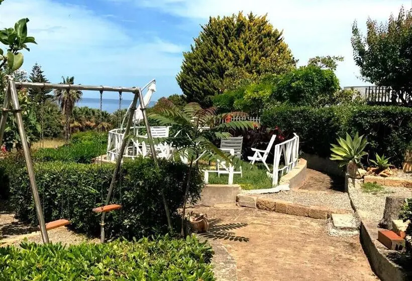 اتاق استاندارد سه نفره, B&b Magna Grecia