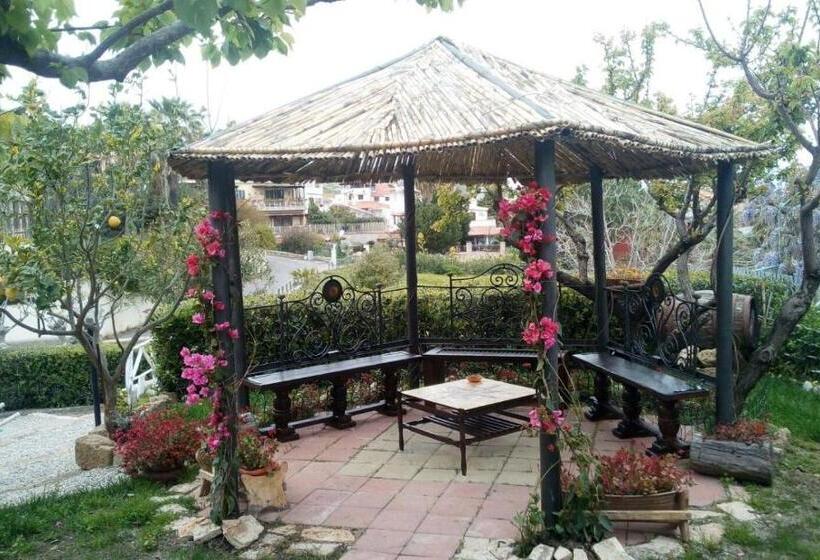 اتاق استاندارد چهار تخته, B&b Magna Grecia