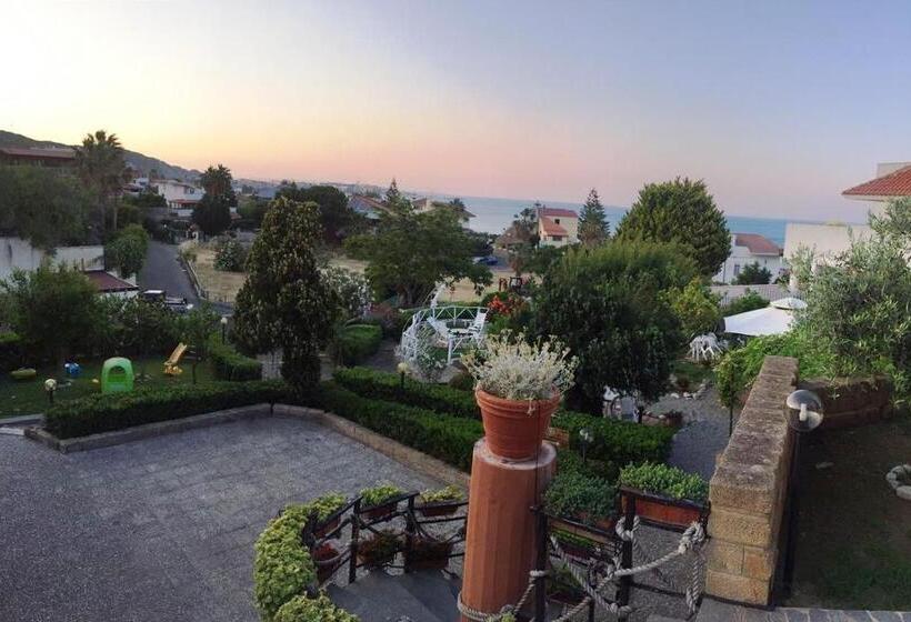 اتاق استاندارد چهار تخته, B&b Magna Grecia