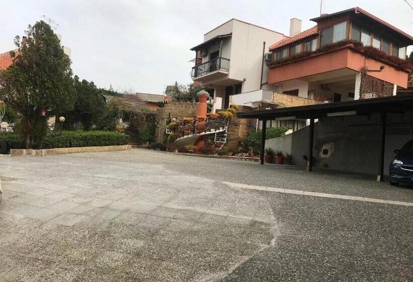 اتاق استاندارد چهار تخته, B&b Magna Grecia