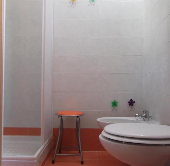 اتاق استاندارد چهار تخته, B&b Magna Grecia