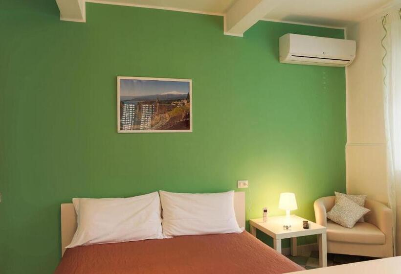 اتاق راحتی سه تخته, B&b Porta Della Sicilia