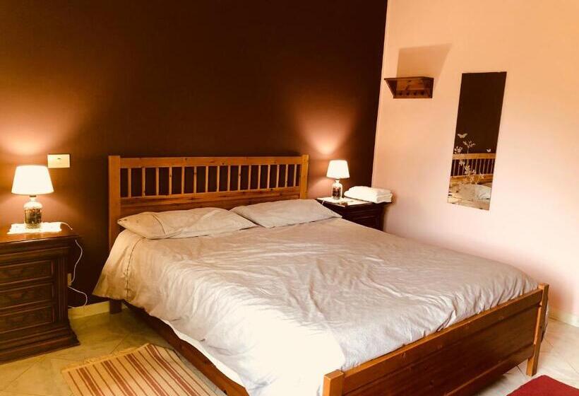 バス共有のスタンダードルーム, B&b Viale Dei Pini