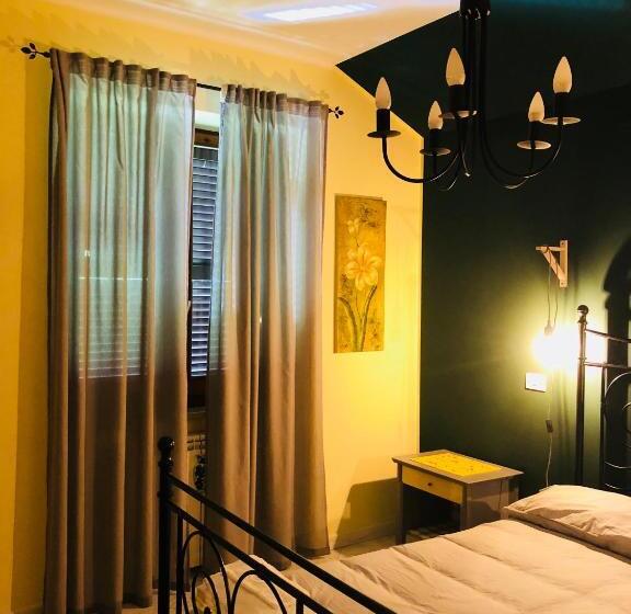 バス共有のスタンダードルーム, B&b Viale Dei Pini