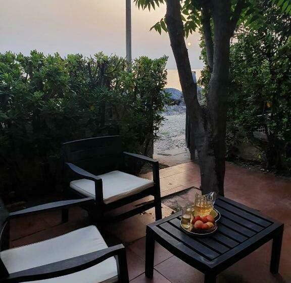 Номер Стандарт Вид на Море, B&b Villa Gubitosi