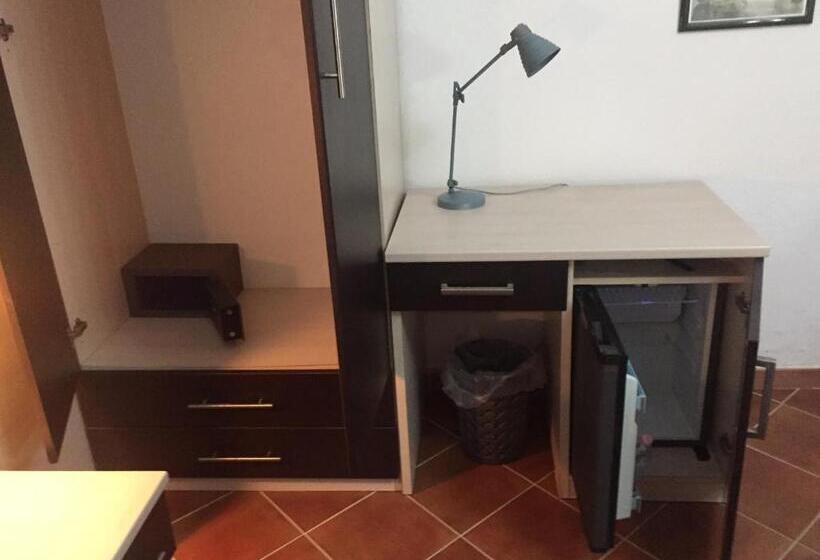 Полулюкс Одноместный с Террасой, B&b Villa Gubitosi