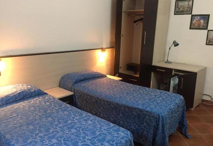 Полулюкс Одноместный с Террасой, B&b Villa Gubitosi