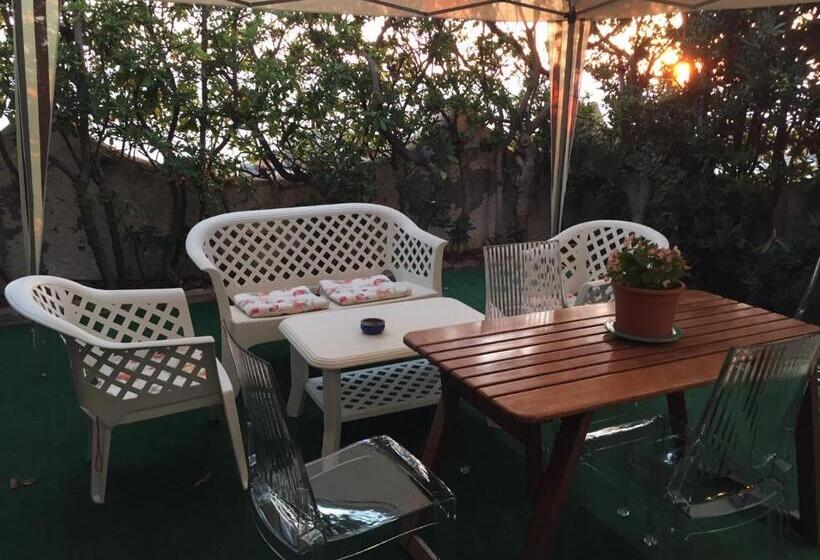 Полулюкс Одноместный с Террасой, B&b Villa Gubitosi