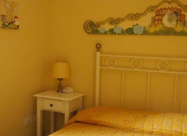 Habitación Estàndard Individual, Corte Capitani