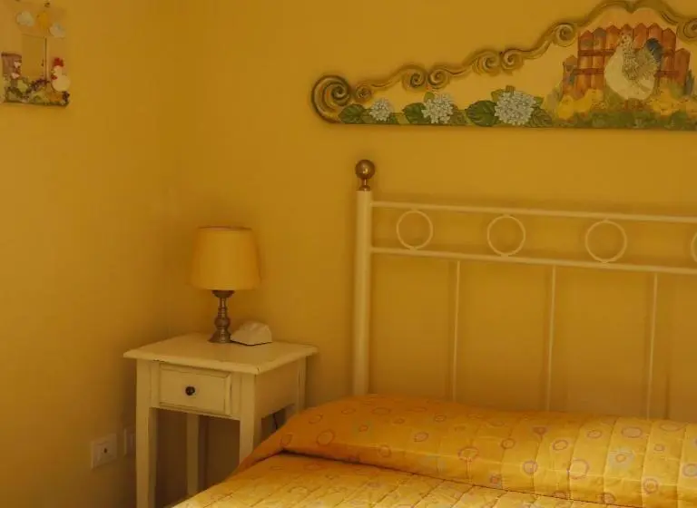 Habitación Estàndard Individual, Corte Capitani