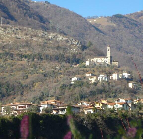 Номер Стандарт Трехместный, Il Grifo