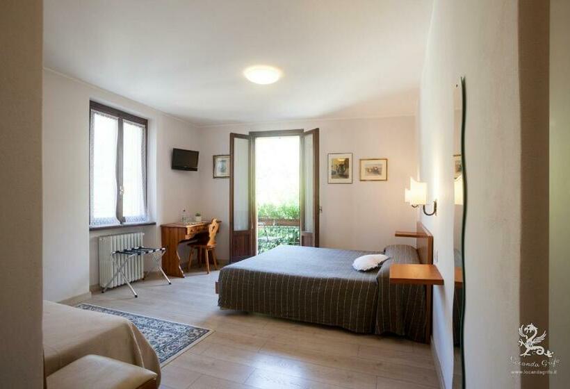 Номер Стандарт Трехместный, Il Grifo