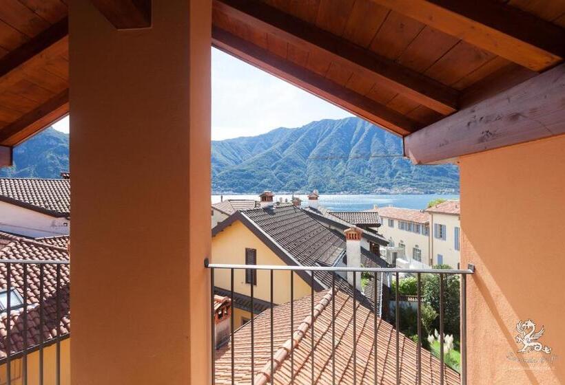 Номер Стандарт Вид на Озеро, Il Grifo