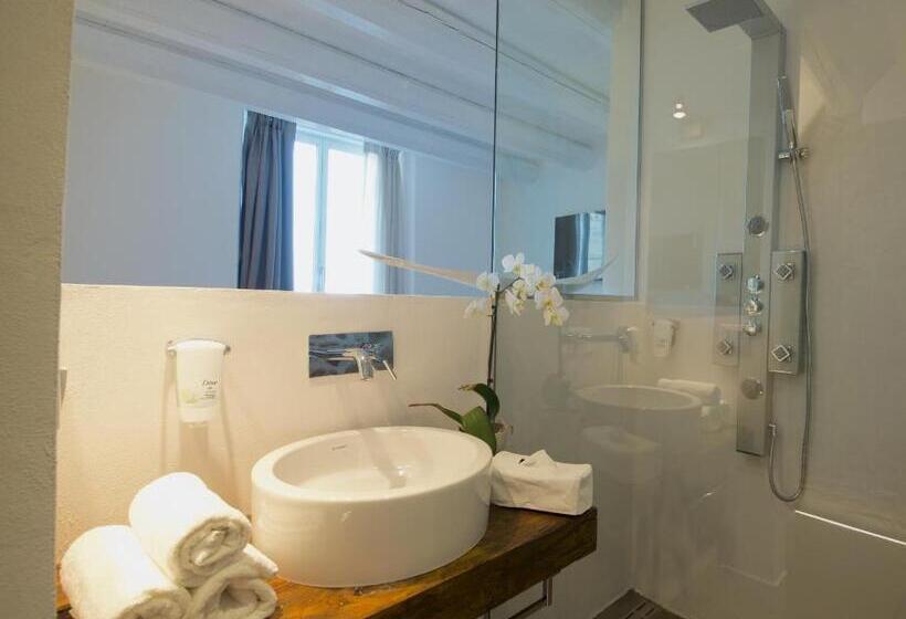 Номер Deluxe Вид на Море, Residenza Amblingh